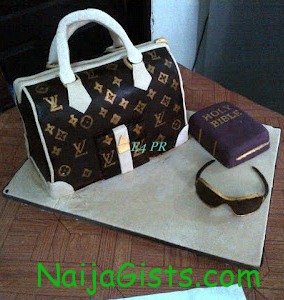 Louis Vuitton handbag cake