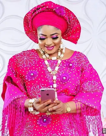 Photo News: Biodun Okeowo Omobutty Glows In Traditional Wedding Outfit ...