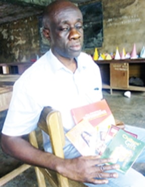 blind nigerian teacher write 16 books