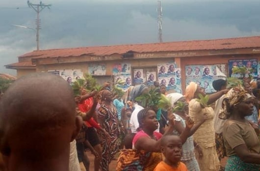 residents chase ekiti king out of town