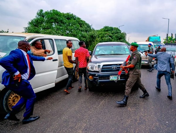 traffic robberies lagos nigeria